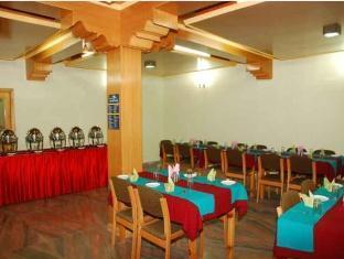 Hotel Ladakh Continental Leh Bagian luar foto